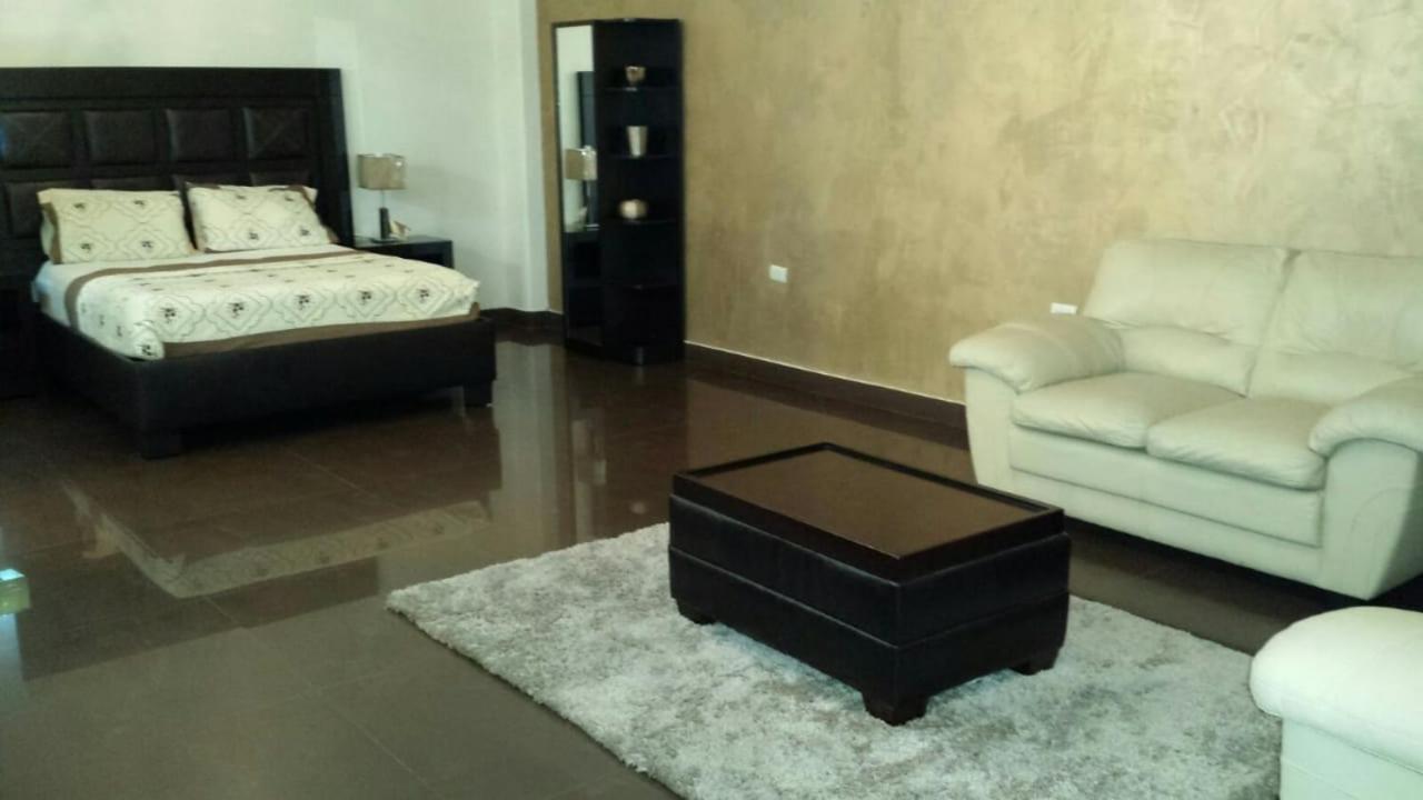 Premier Hotel Suites Ciudad Obregón Extérieur photo